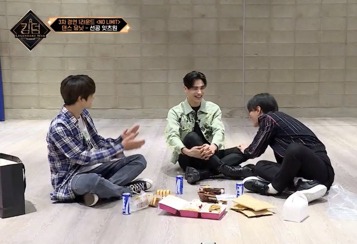 [잡담] 킹덤 잇츠원 간식 주연이 준비한건가봨ㅋㅋㅋㅋㅋㅋ | 인스티즈