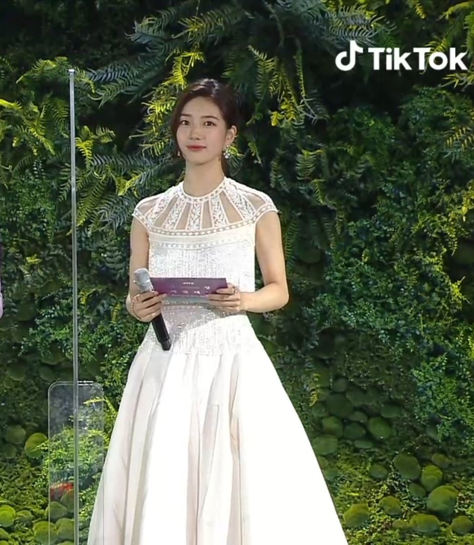 [잡담] 아니 오늘 수지 뭐야??? | 인스티즈