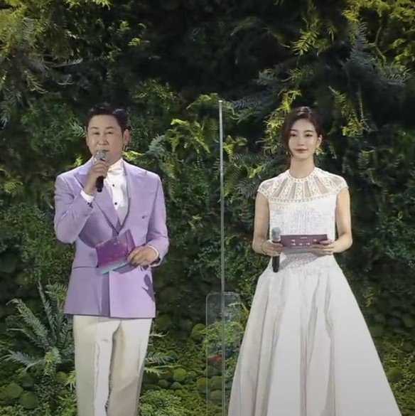 [잡담] 아니 오늘 수지 뭐야??? | 인스티즈