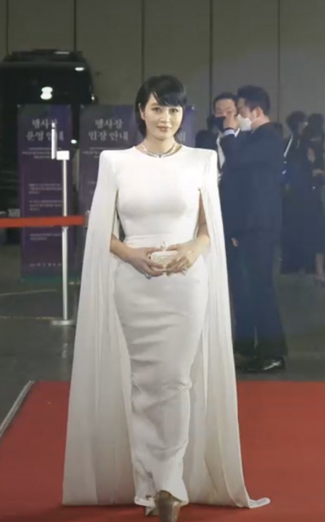 [잡담] 아 실회야? 김혜수 | 인스티즈