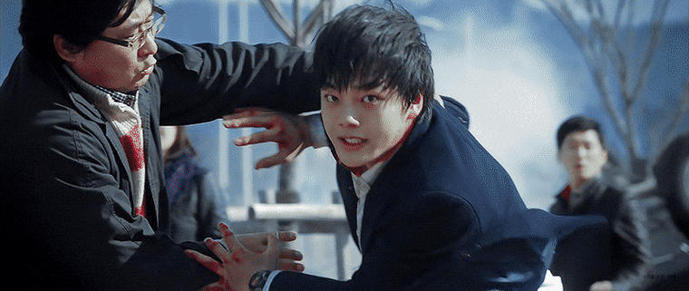 [잡담] 여진구 걍 연기 천재임...중3이 화이로 청룡 만장일치로 상 받은거 | 인스티즈