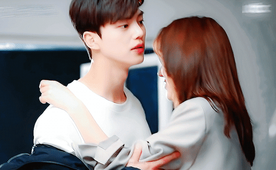 [잡담] 송강 한소희 드라마 하면 온에어 달릴 사람🖐🏻 | 인스티즈