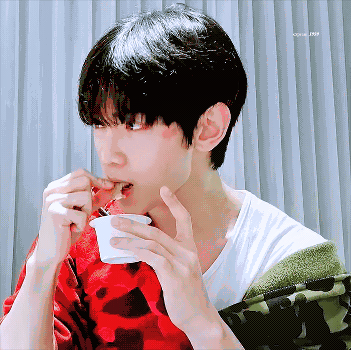 [잡담] 에이티즈 여상 왠지는 모르겠는데 목소리 낮다는 생각 별로 안 했거든 | 인스티즈