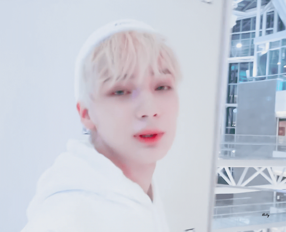 [잡담] 잭 프로스트 생각난 남돌 움짤 3 | 인스티즈