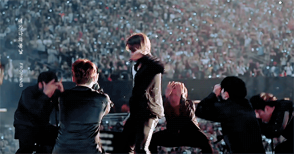 [잡담] 방탄 지민 춤선 너무ㅋㅋㅋ춤추는 나를 봐라 내가 주인공이다 | 인스티즈