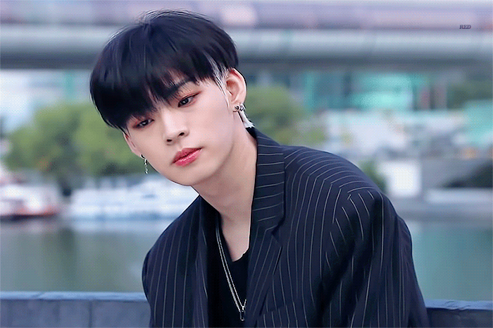 [잡담] 온갖 신기한 머리 다하는 그룹 | 인스티즈