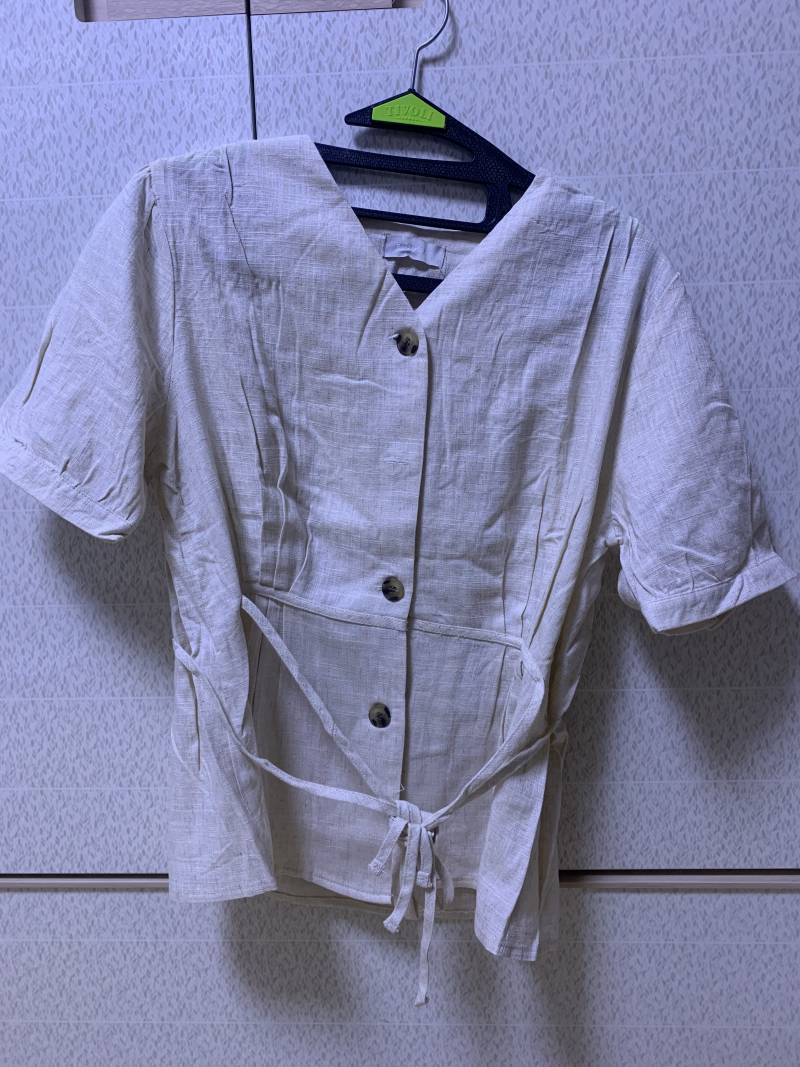 익도라.... 이거 밑에 뭐 입어...??? | 인스티즈