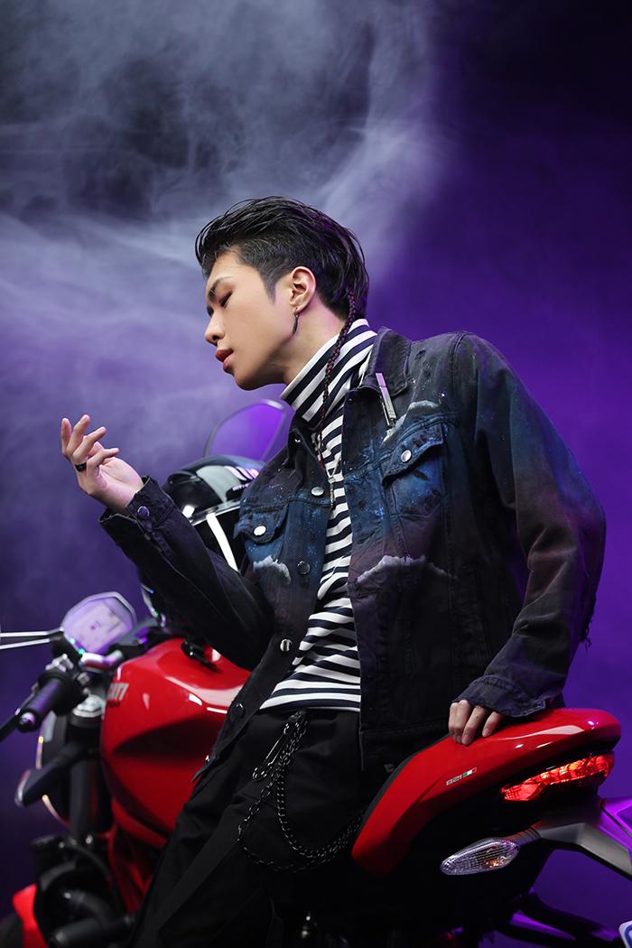 [잡담] 온갖 신기한 머리 다하는 그룹 | 인스티즈