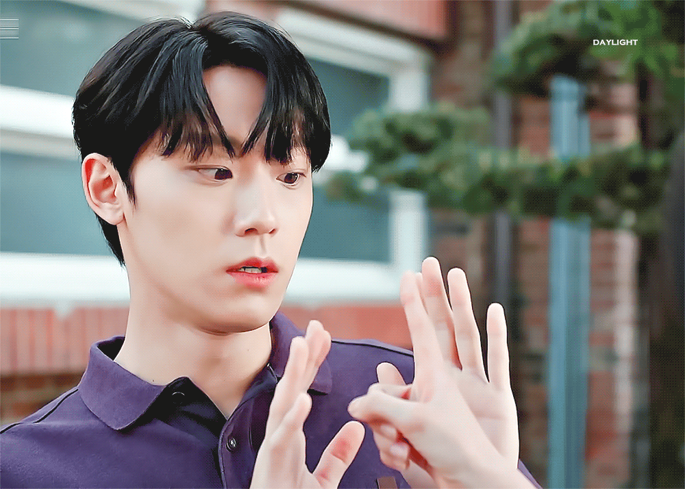 [잡담] 이도현 어제 자색고구마룩 개잘생김.. | 인스티즈