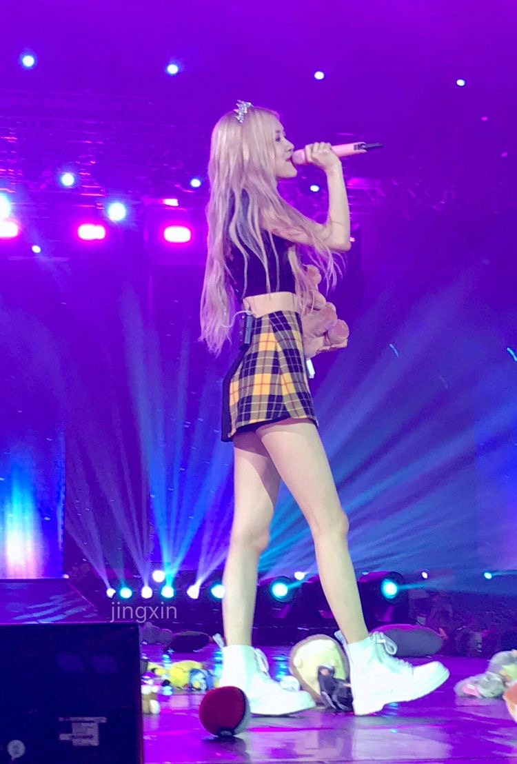 [잡담] 로제 기럭지 진짜 쩔어... | 인스티즈