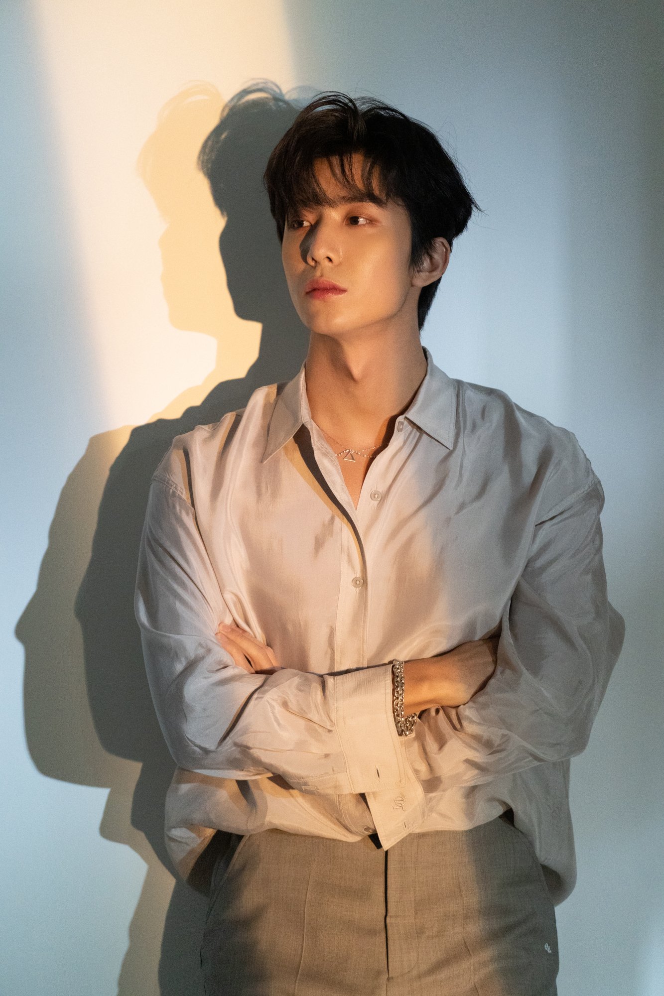 [잡담] 찐 잘생김이다 와, 아이돌 해주셔서 감사합니다... | 인스티즈