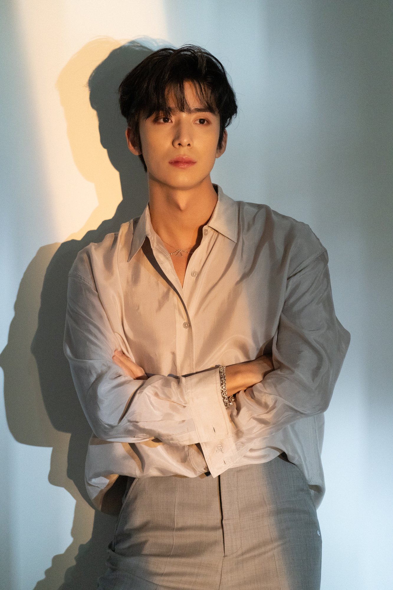 [잡담] 찐 잘생김이다 와, 아이돌 해주셔서 감사합니다... | 인스티즈