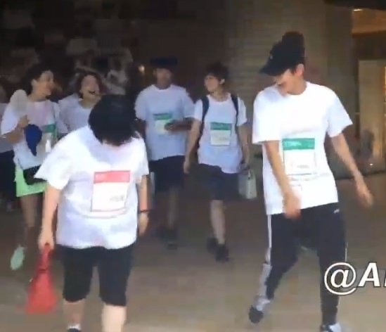 [잡담] 군대에서도 슈퍼 핵인싸였다는 백현 | 인스티즈