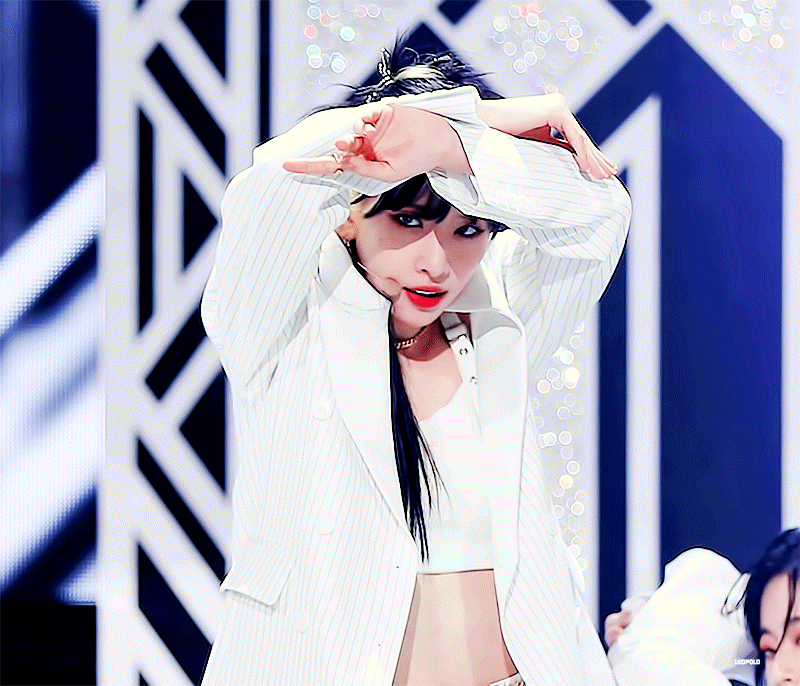 [잡담] 설아가 여자들한테 인기 많은 이유 | 인스티즈