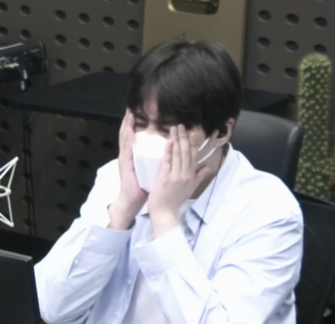 [잡담] 영케이 여우상🦊인거 인정 오케이 인정하는데 | 인스티즈