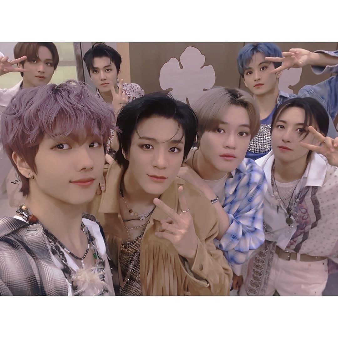 [잡담] 제가 더블밀리언셀러 팬같아 보이시나요? | 인스티즈