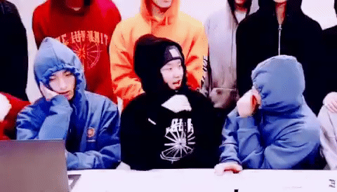 [잡담] 개웃겨 밖이나 지하철에서 목걸이 한 거 보면 어??? 너 캐럿??????? | 인스티즈