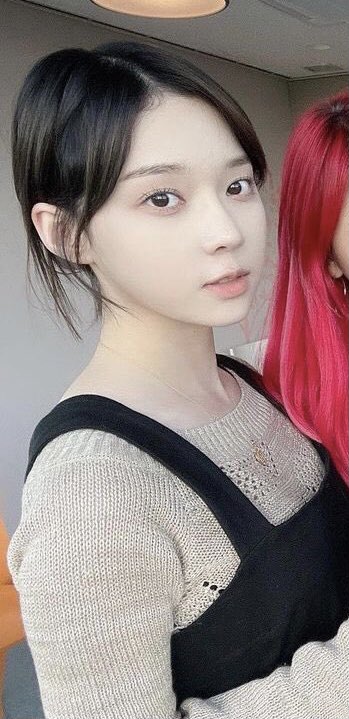 [잡담] 윈터 진짜 너무 이쁘다.. | 인스티즈