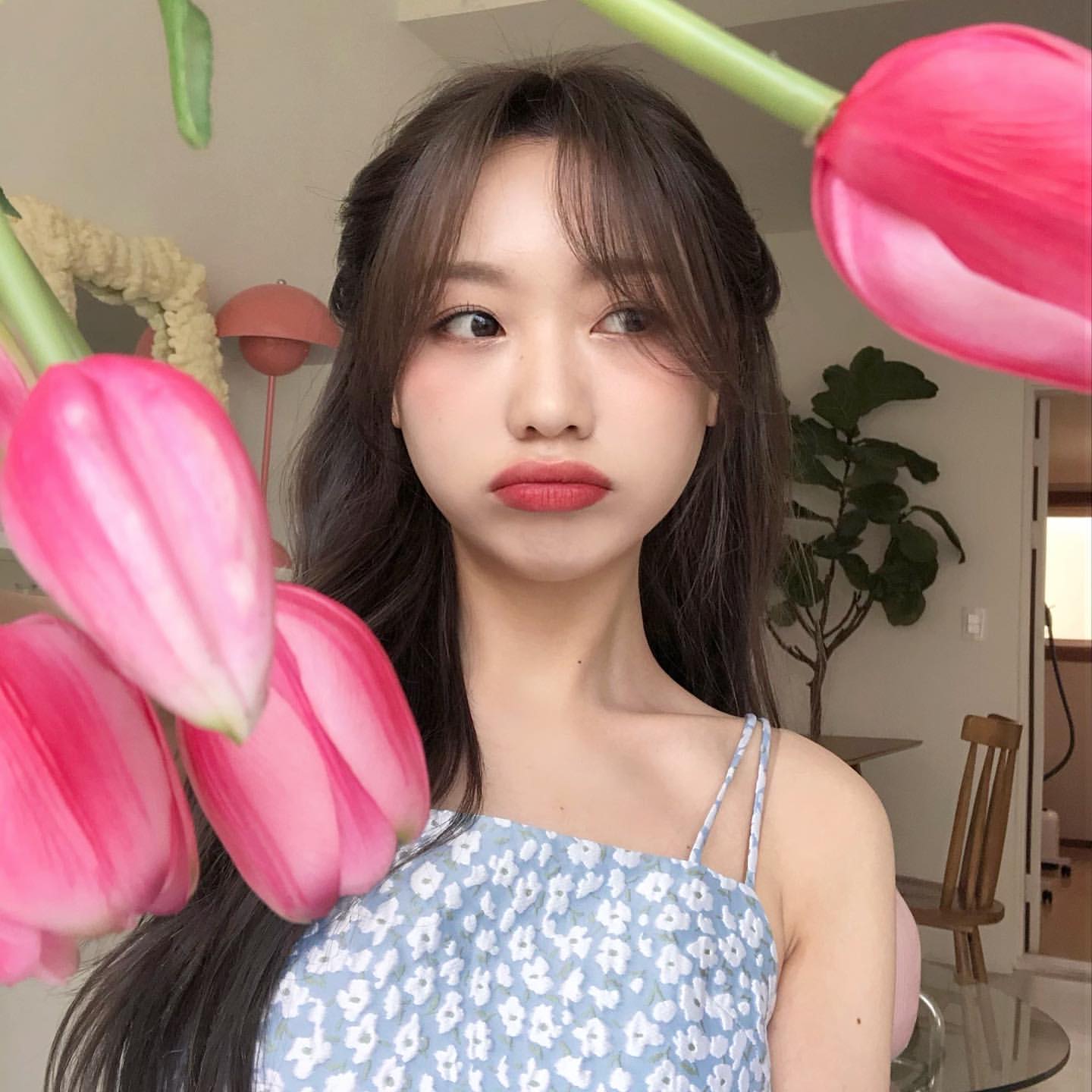 [잡담] 아까뜬 류수정 인스타 핵진심 오바 개예쁜데 다들 봐줘.. | 인스티즈