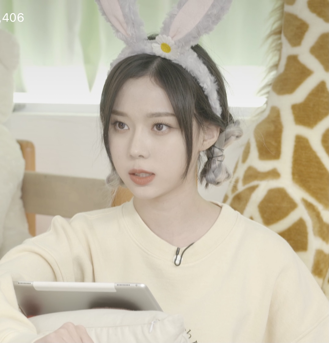 [잡담] 윈터 진짜 너무 이쁘다.. | 인스티즈