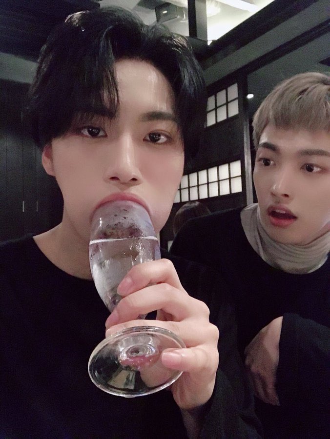 아니 에이티즈 개그그룹이야?ㅋㅋㅋ | 인스티즈