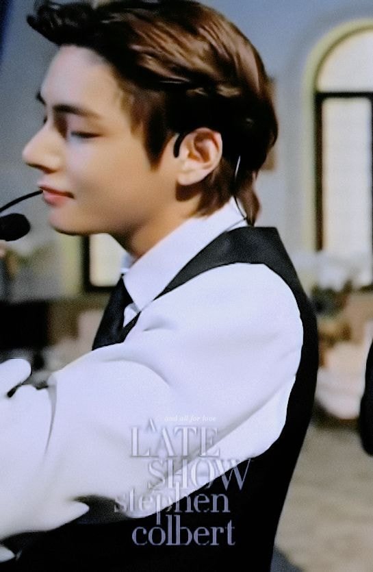 [잡담] 키스하기전에도 웃고 하고나서도 웃는 방탄 뷔 | 인스티즈