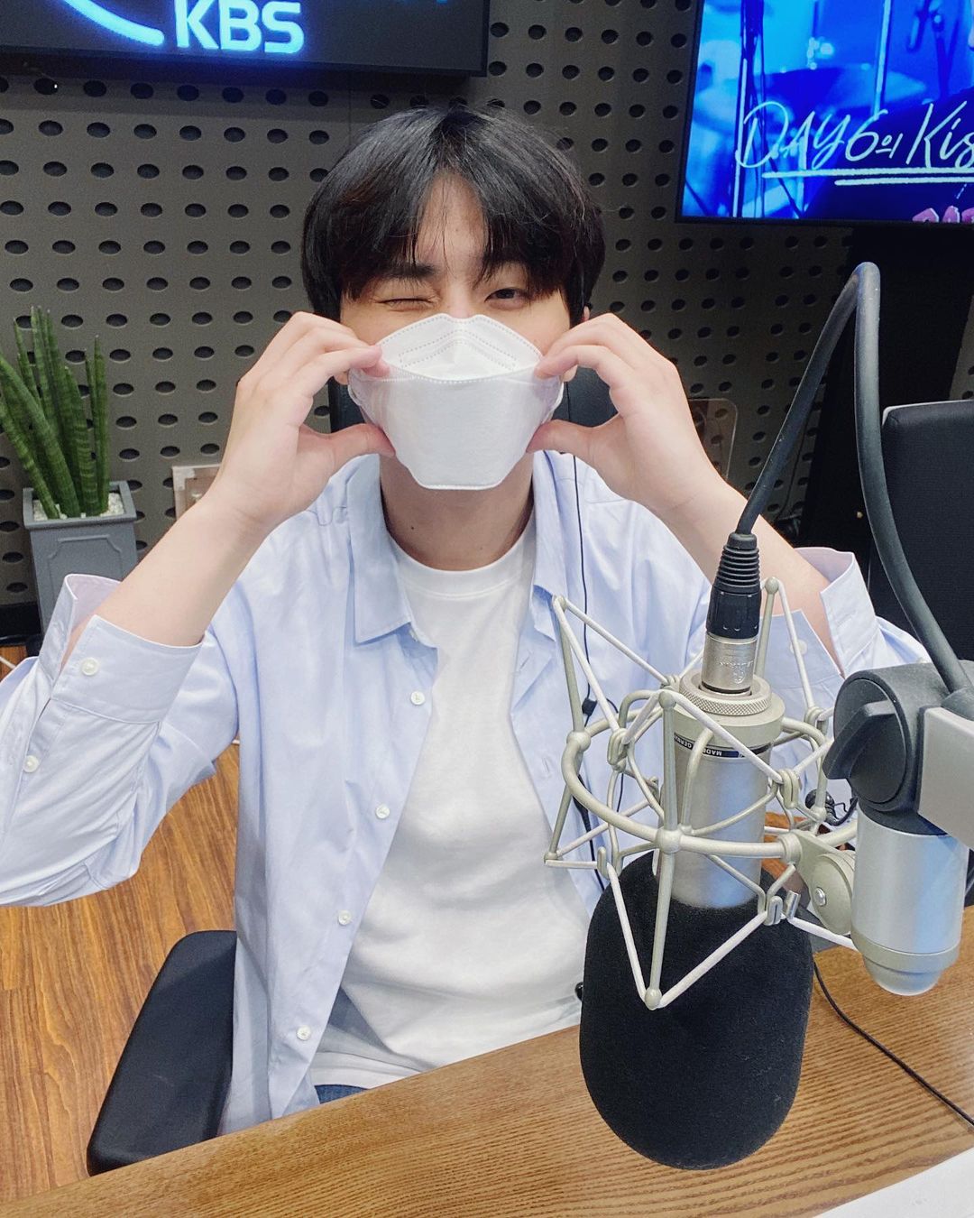 [잡담] 자칭 먼지디제이 삐롱아❤ | 인스티즈