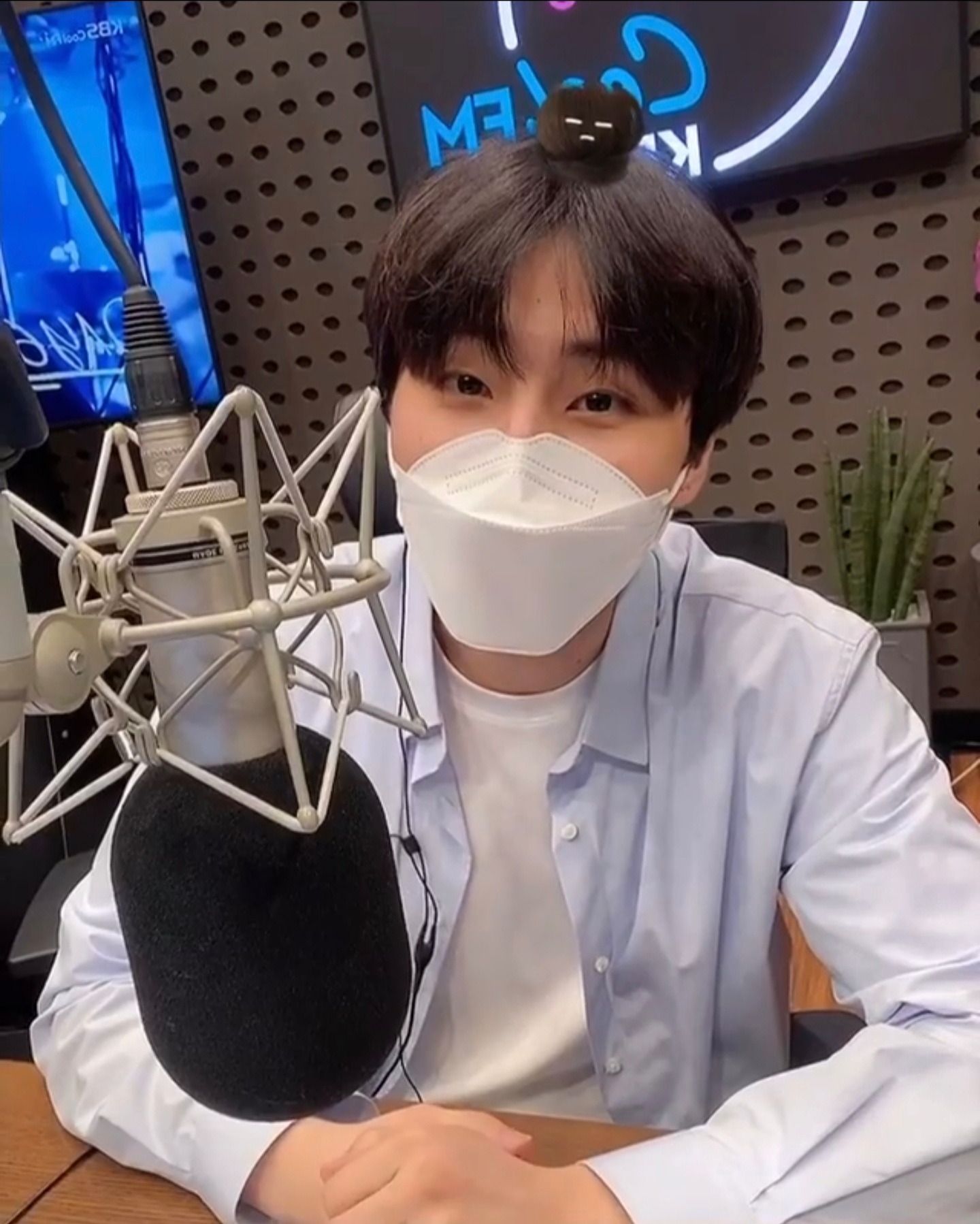 [잡담] 자칭 먼지디제이 삐롱아❤ | 인스티즈