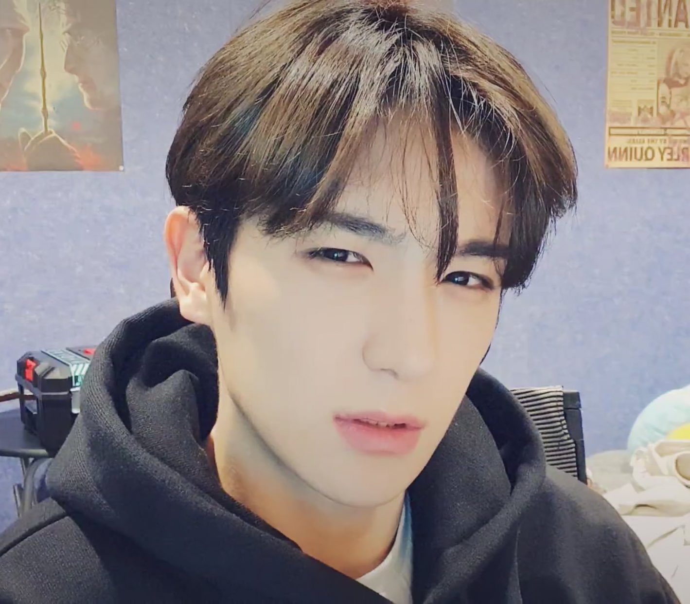 [잡담] 갤러리에 있는 잘생긴 남자사진을 보여주는 글 | 인스티즈