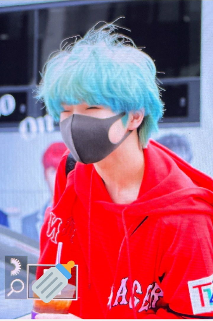 [잡담] 인간적으로 키오 이 사진 너무 귀엽지 않아? | 인스티즈