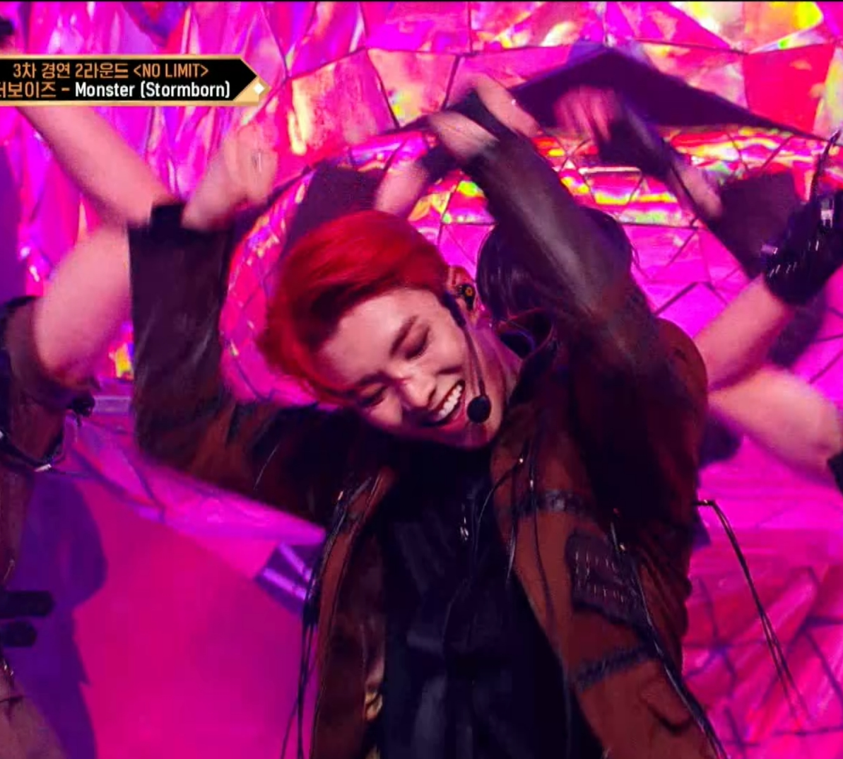 [잡담] 큐는 왜 널 망쳐 놓을 거야 파트 하면서 웃는거야? | 인스티즈