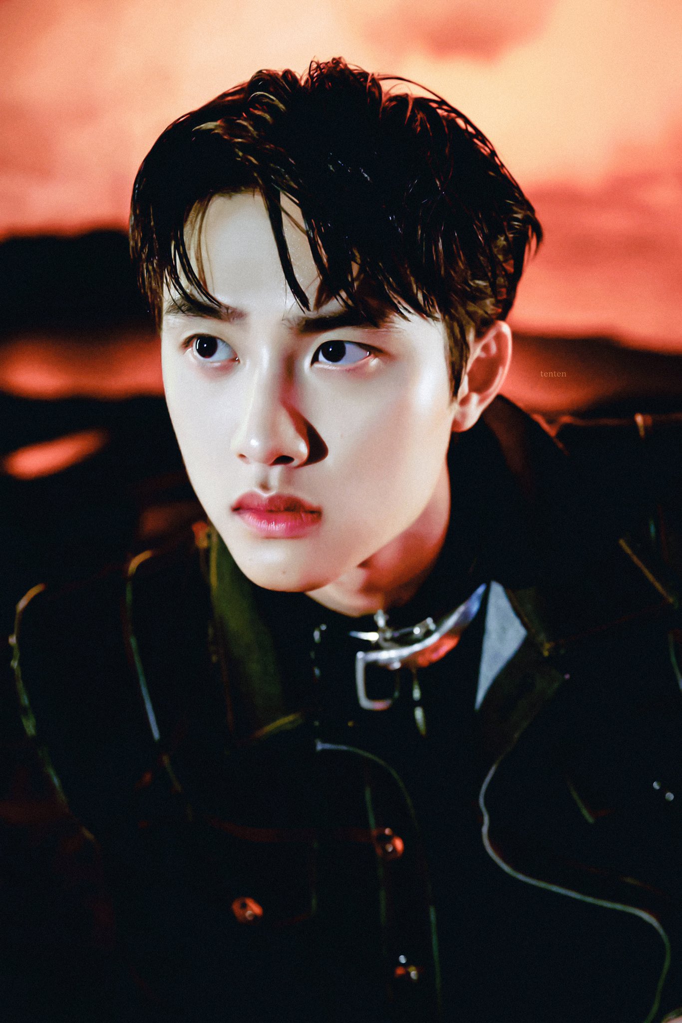 [잡담] ㅋㅋ에스엠이 도경수 얼굴에 진심인건 알겠음; | 인스티즈