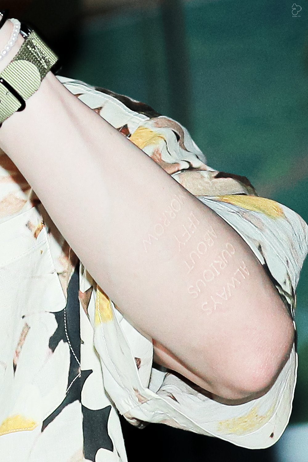 [잡담] 우리애 화이트타투 이쁘지~ | 인스티즈