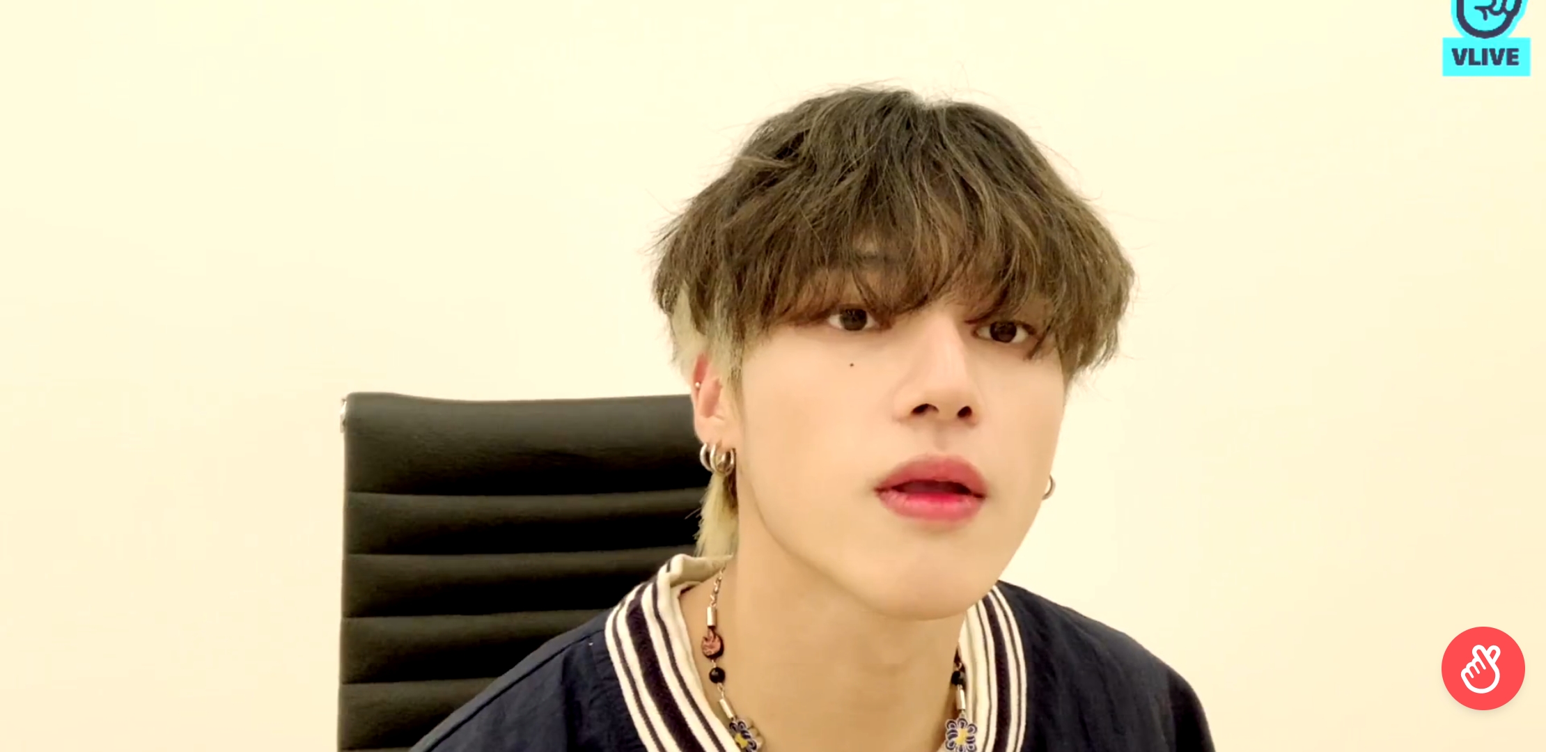 [OnAir] 우영아 발캡쳐 미안 그치만 얼굴이 너무 | 인스티즈