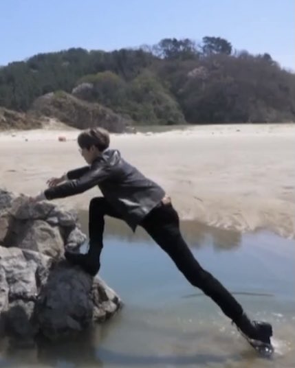 [잡담] 전원우 다리 길이 봐 | 인스티즈