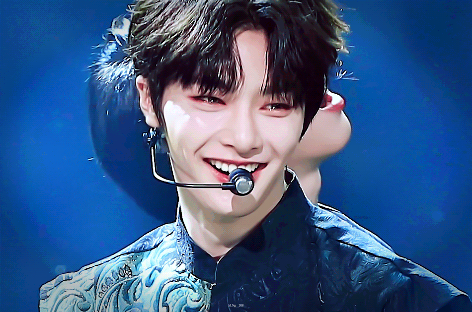 [잡담] 웃을 때 행복해지는 아기빵 | 인스티즈