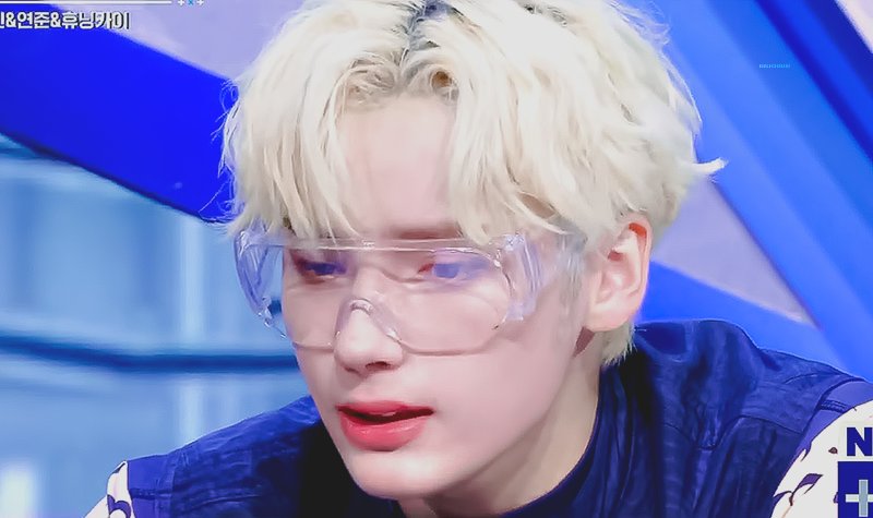 [잡담] 투바투 휴닝카이 금발에 고글이라니 미쳤어 | 인스티즈