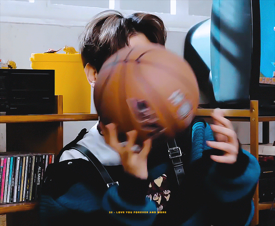 [잡담] 백현 이번 컨셉 ㄹㅇ 미친듯 | 인스티즈