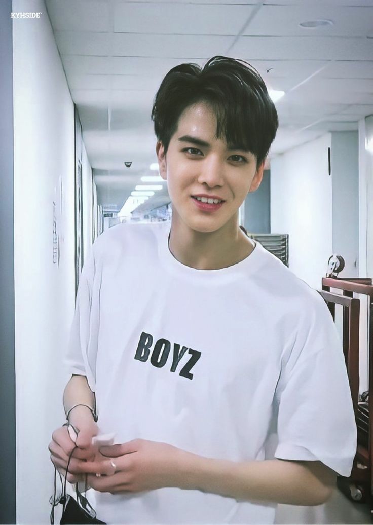 [잡담] 6월이니까 김영훈 이재현 사랑해 외치고 자러 갈게요 | 인스티즈