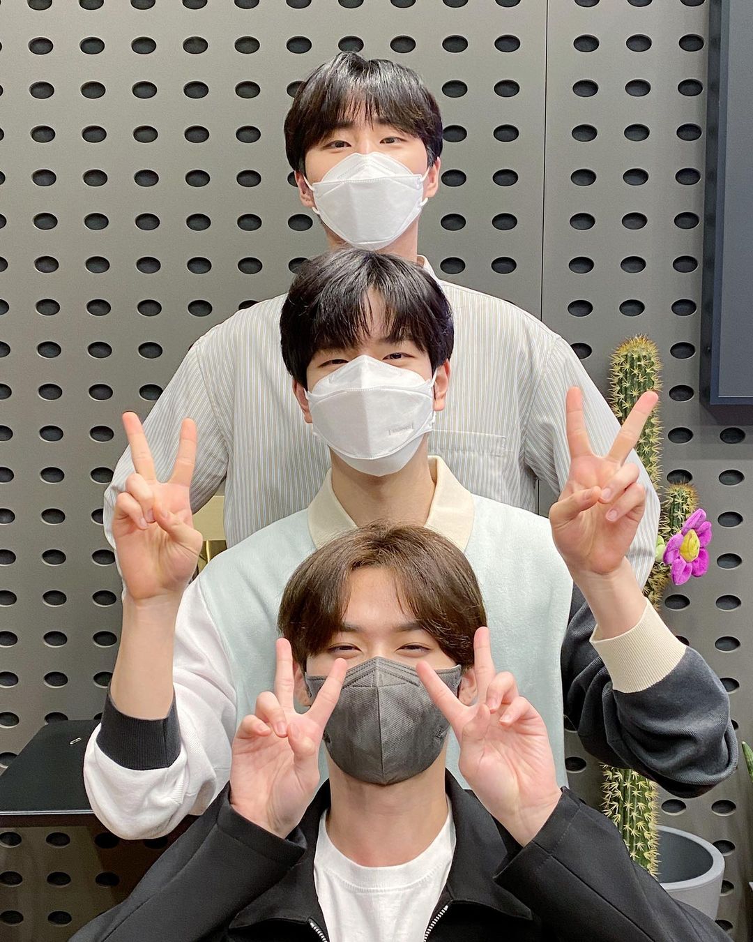 [잡담] 어떡해 영케이랑 스키즈 가관즈 진짜 귀여워 | 인스티즈