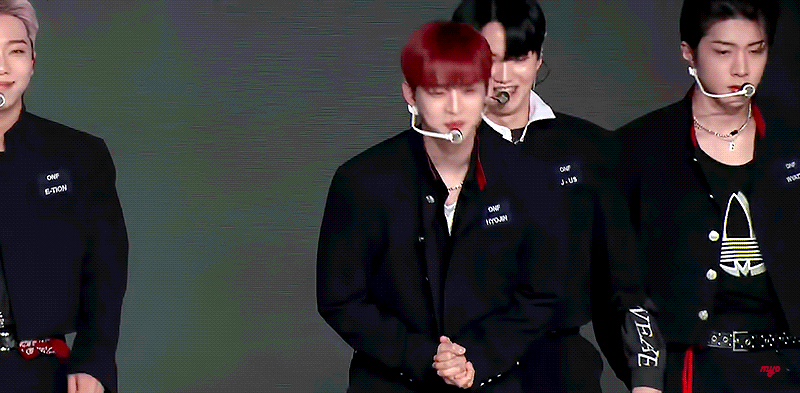 [잡담] 더 이상 참을 수 없습니다 김효진을 삼키려합니다 | 인스티즈