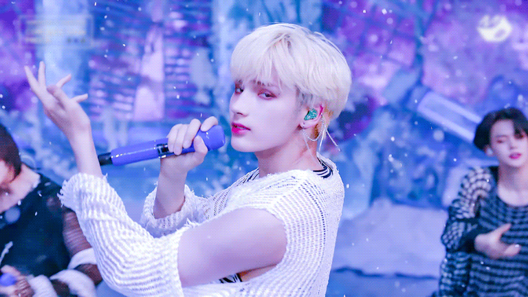 [잡담] 여러분 진짜 이거 한번 들어주실 분? 진짜 딱 한번만 속는셈 치고 앨범 전곡재생 해보실 분?? 진짜 노래 너무 좋은데.. 진짜로미쳤는데 진짜... | 인스티즈