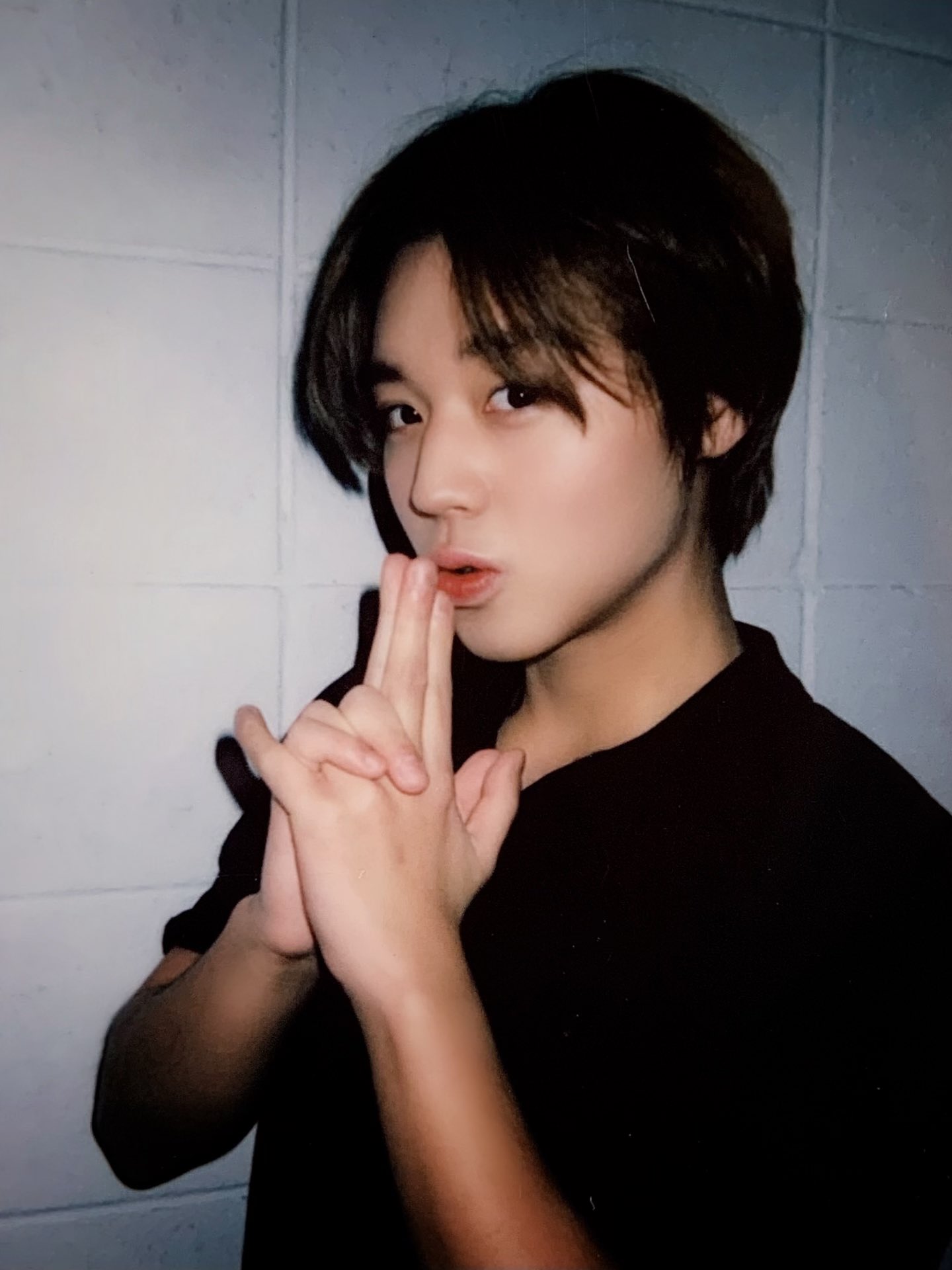 [잡담] 박지훈 폴라 사진 볼때마다 개잘생긴 거 또 실감함 | 인스티즈