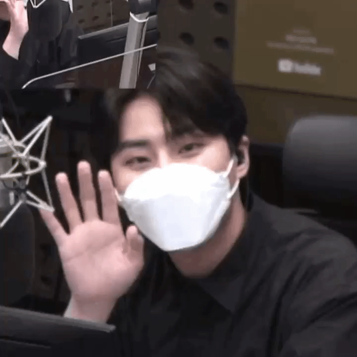 [잡담] 영케이 여우상🦊인거 인정 오케이 인정하는데 | 인스티즈