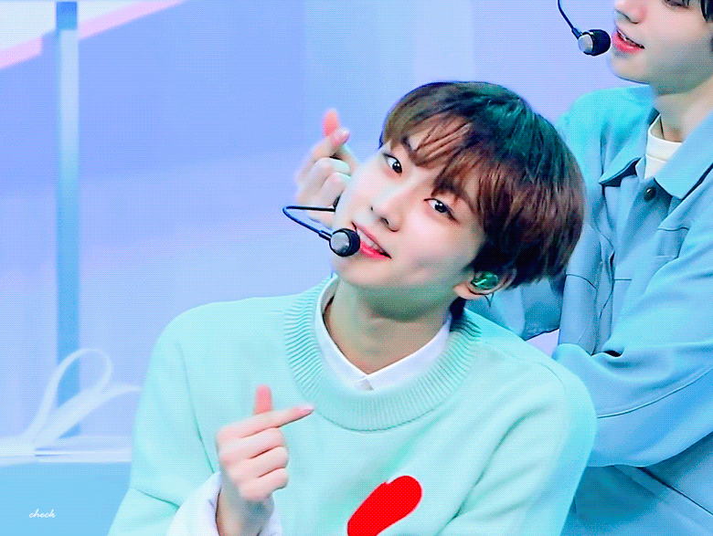 [잡담] 양정원 민초 싫어하지만 민트색 잘어울려 | 인스티즈