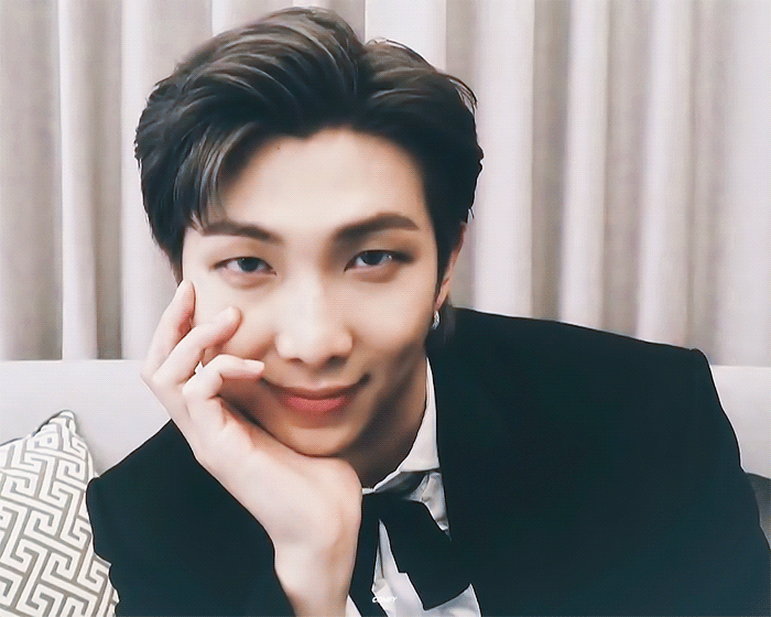 [잡담] 오늘도 외칩니다 김남준 건국해 | 인스티즈