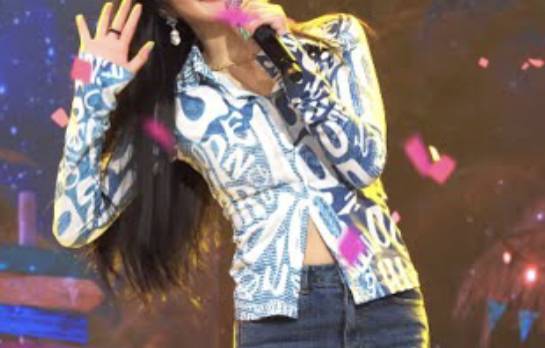 연예인이 입은 거 보고 이 옷 너무 사고 싶어졌는데 누가 좀 말려줘 ㅜㅜㅜㅜㅜㅜ | 인스티즈