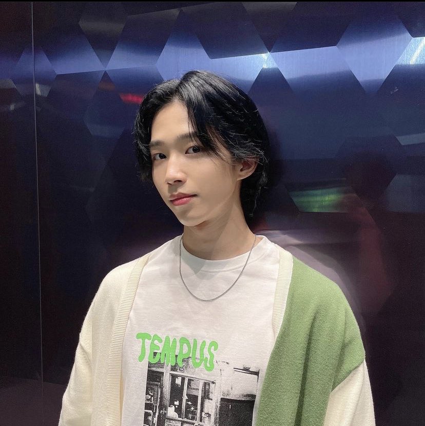 [잡담] 장발좋아하는 익들 이친구도 한번 쓱 보고가 | 인스티즈