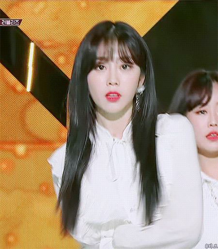 [잡담] 타팬들은 내 본진 앞머리 있없 중 어디가 취향이야? | 인스티즈