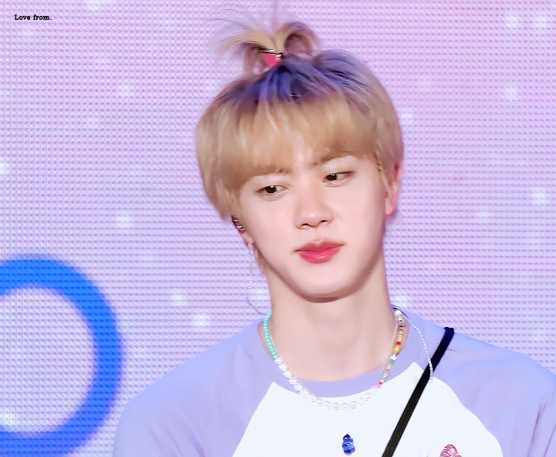 [잡담] 어제 방탄 진 사과머리 너무 이뻐서 짤 줍고다니는중 | 인스티즈